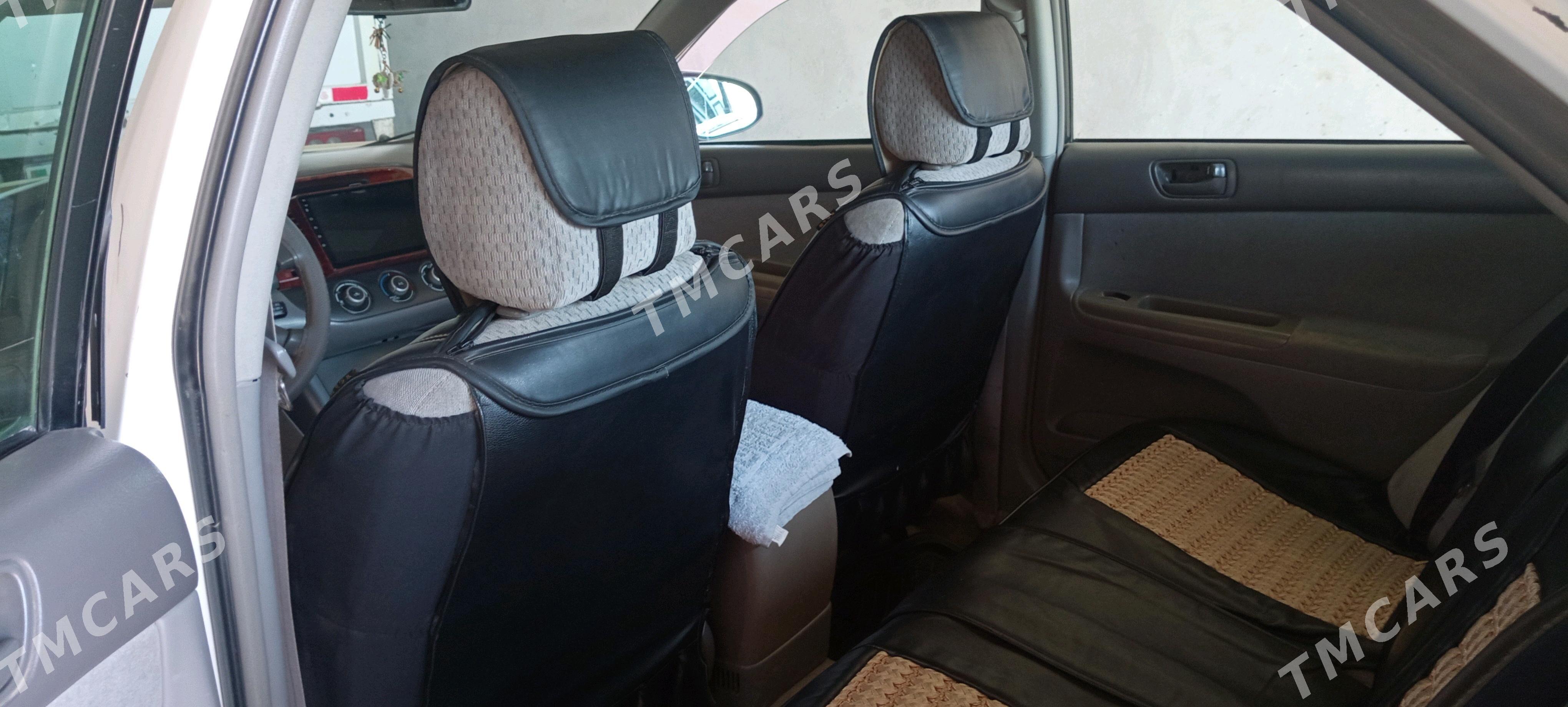 Toyota Camry 2003 - 150 000 TMT - Дянев - img 4