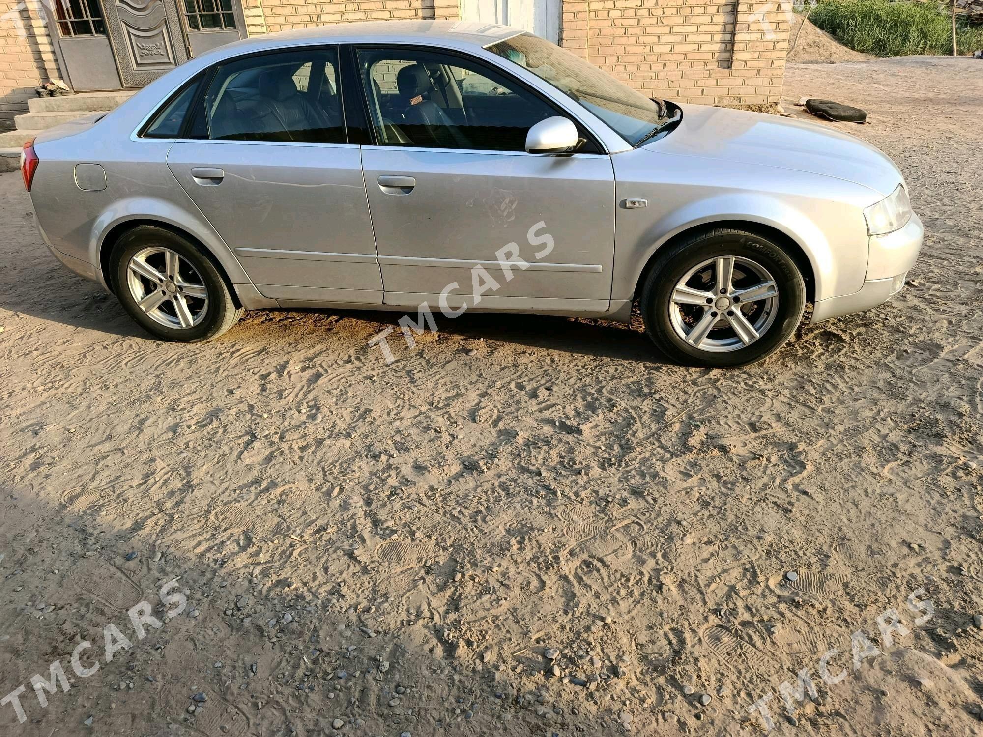 Audi A4 2003 - 90 000 TMT - Мары - img 7