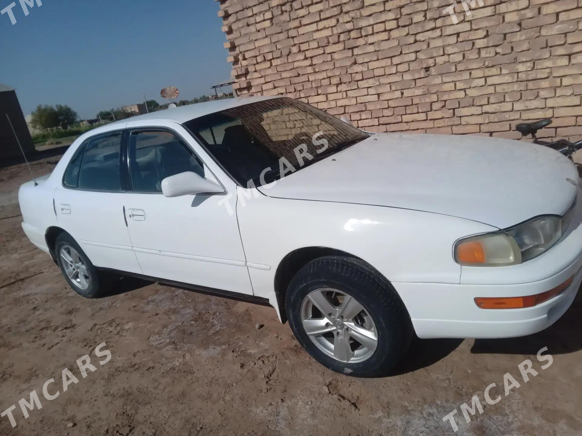 Toyota Camry 1996 - 85 000 TMT - Теджен - img 3
