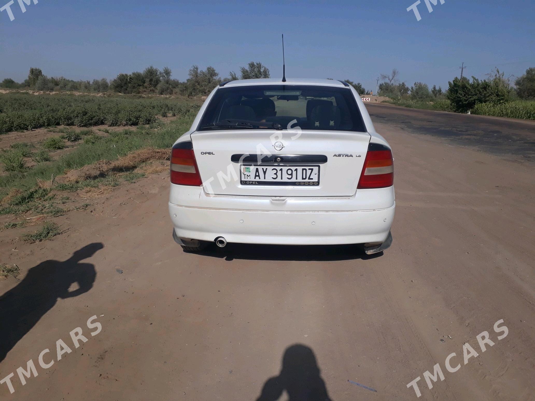 Opel Astra 1999 - 80 000 TMT - Гурбансолтан Едже - img 2