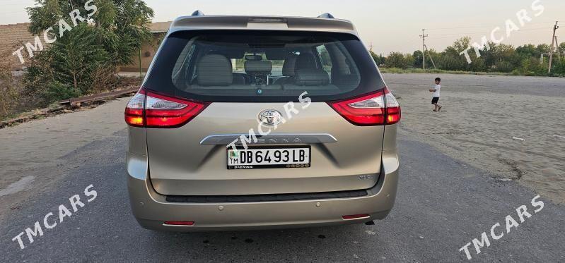 Toyota Sienna 2016 - 390 000 TMT - Халач - img 4
