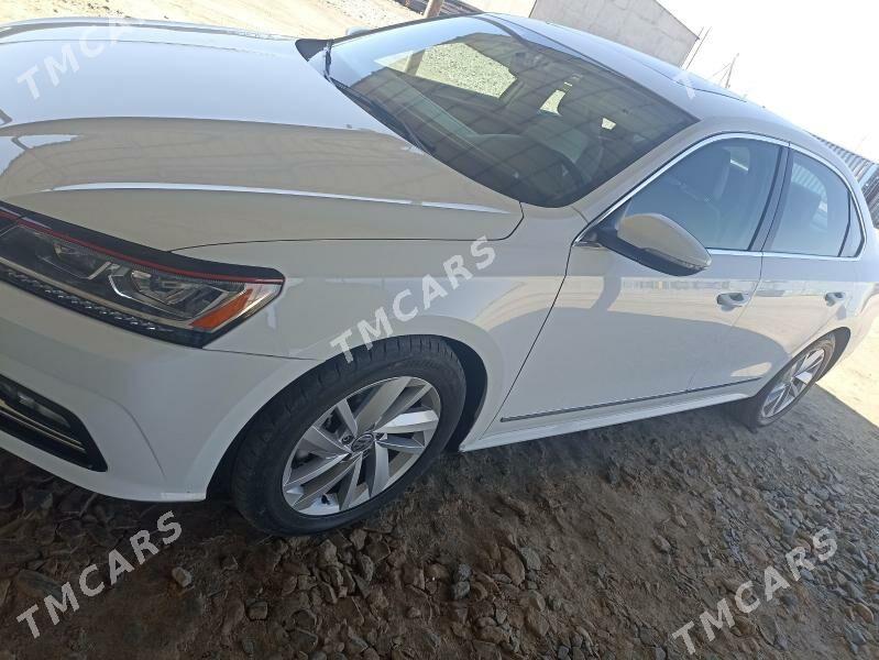 Volkswagen Passat 2018 - 300 000 TMT - Daşoguz - img 5