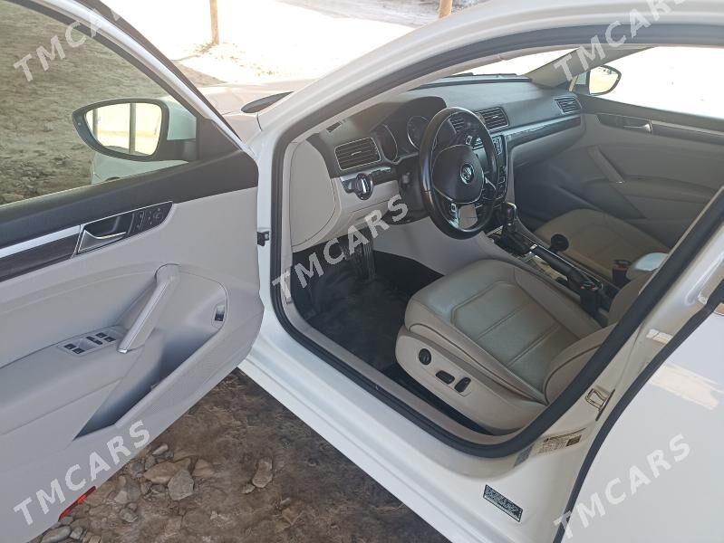 Volkswagen Passat 2018 - 300 000 TMT - Daşoguz - img 4