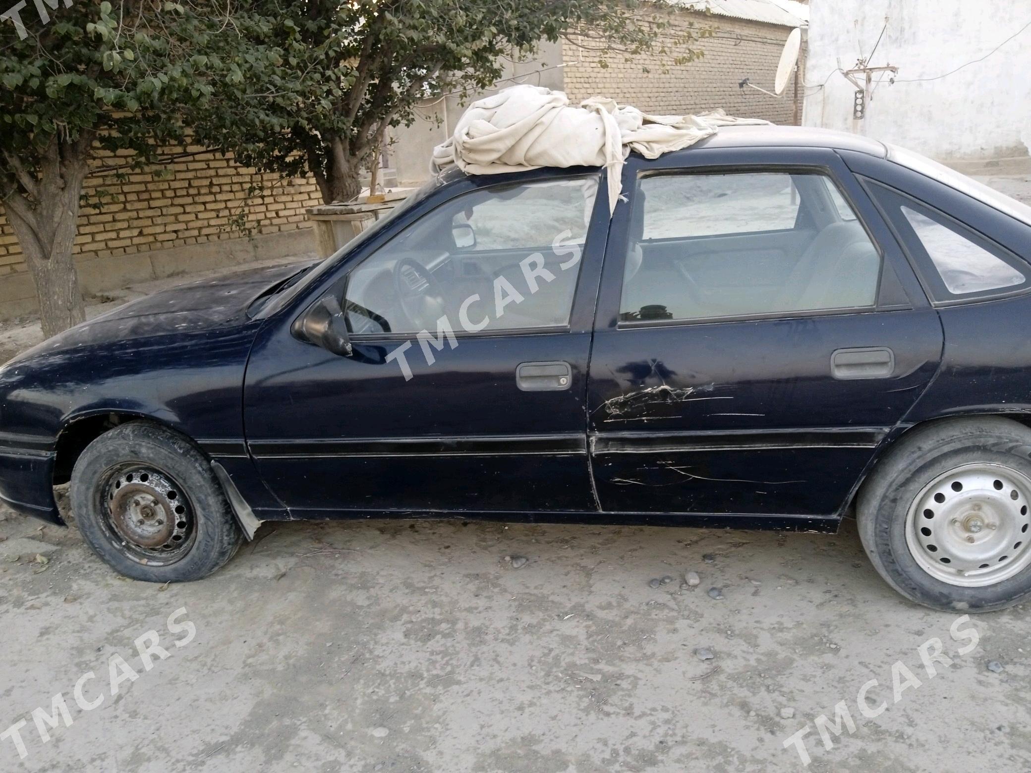 Opel Vectra 1992 - 15 000 TMT - Kaka - img 2
