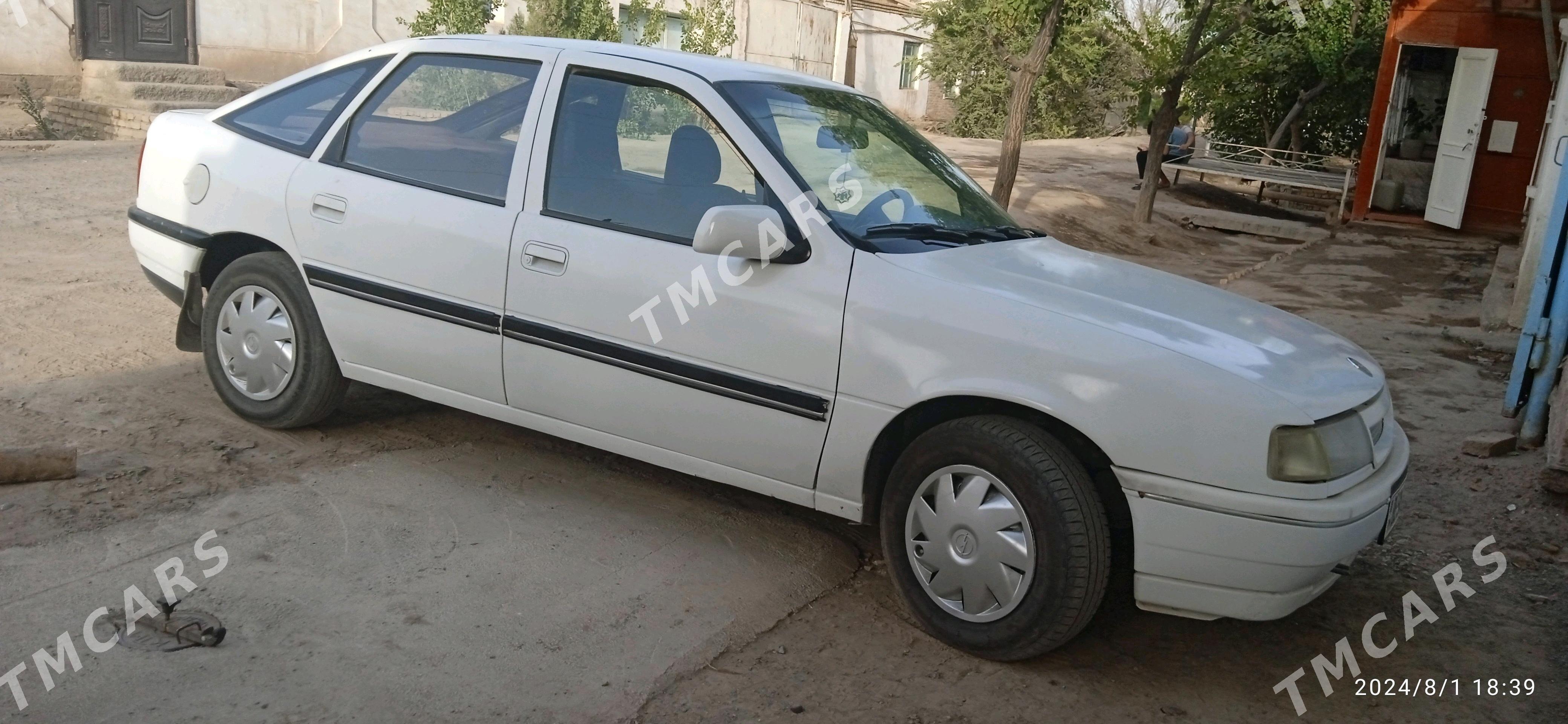 Opel Vectra 1992 - 26 000 TMT - Гороглы (Тагта) - img 1