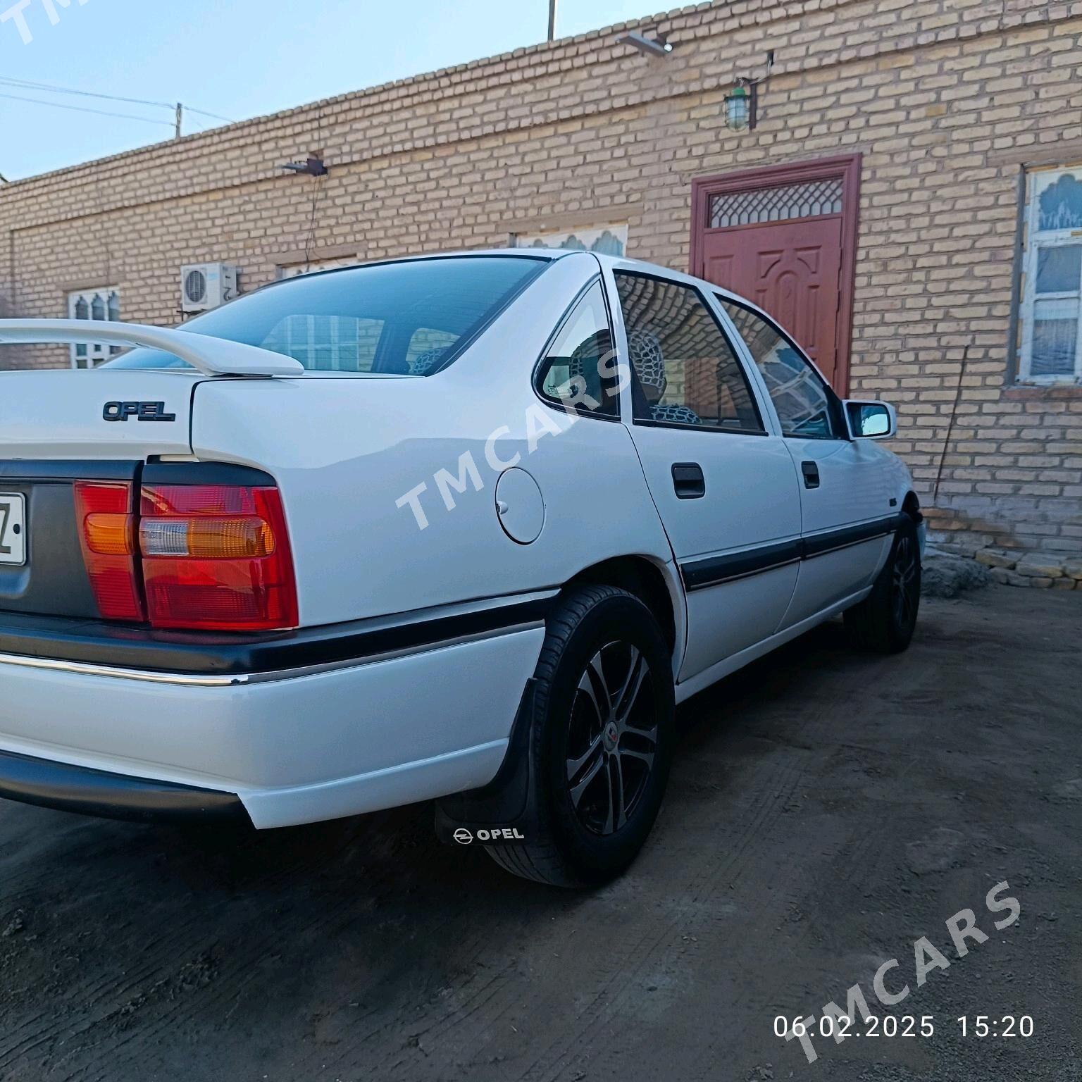 Opel Vectra 1993 - 43 000 TMT - Шабатский этрап - img 4