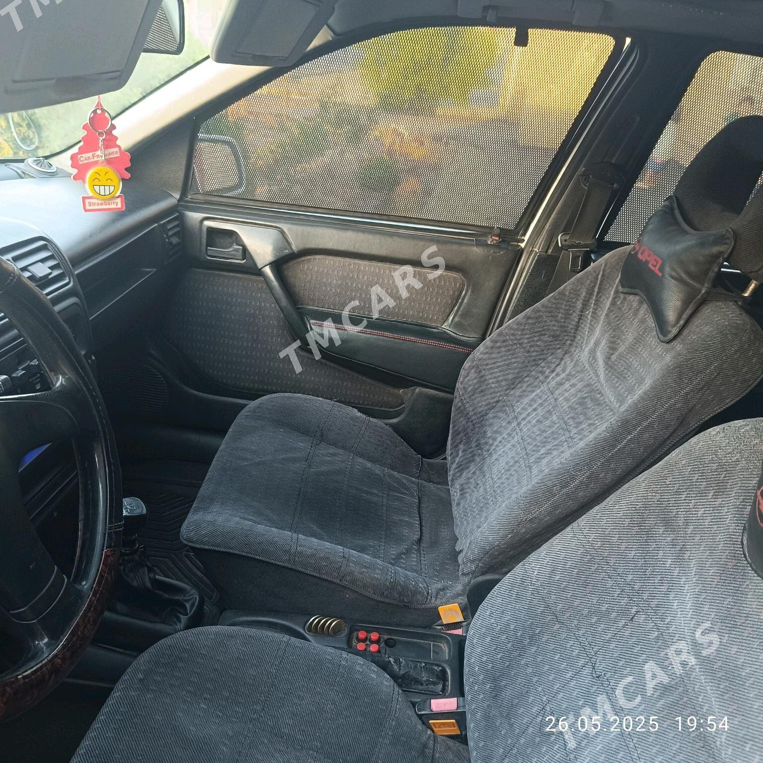 Opel Vectra 1993 - 43 000 TMT - Шабатский этрап - img 8