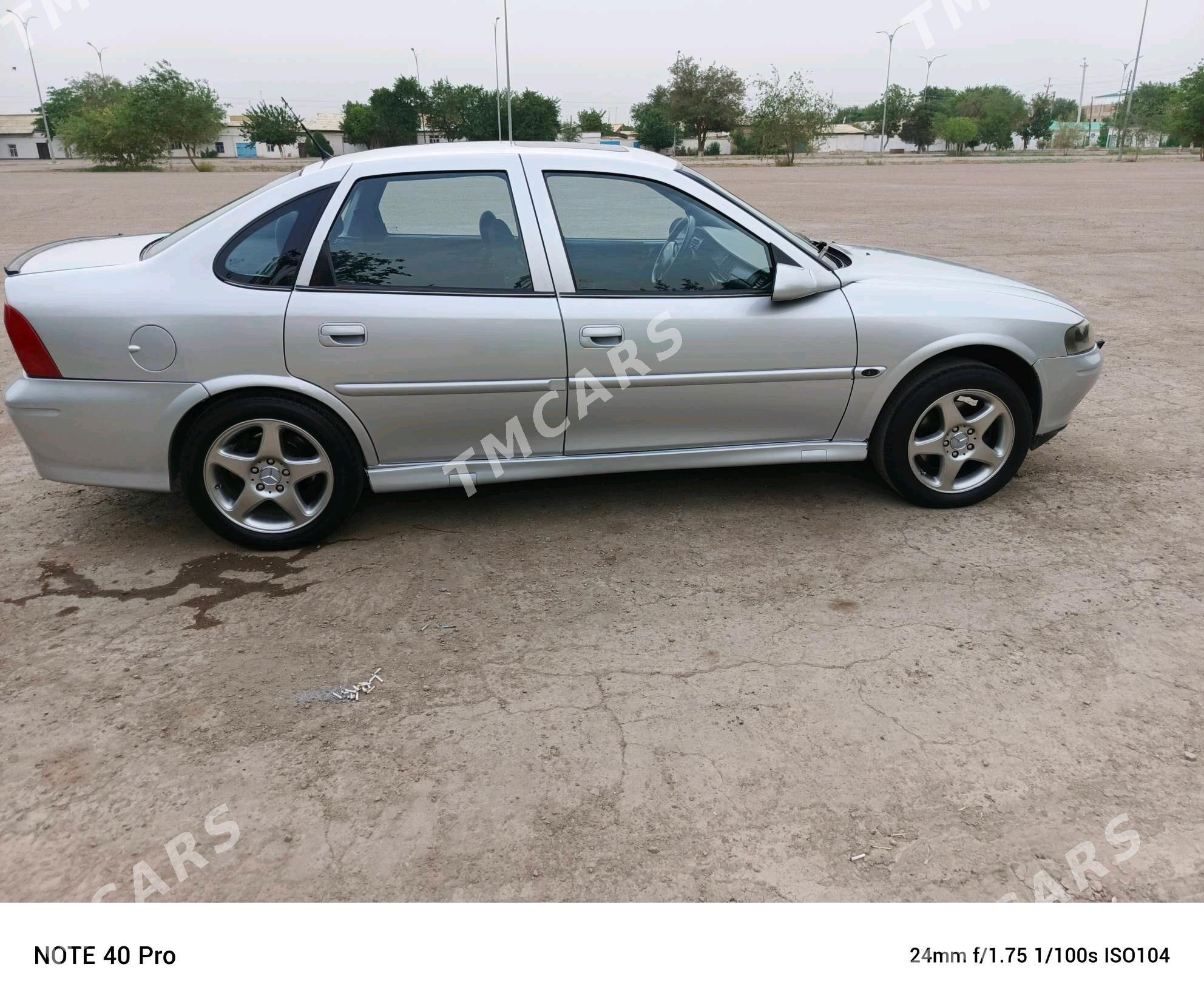 Opel Vectra 2001 - 70 000 TMT - Дашогуз - img 8