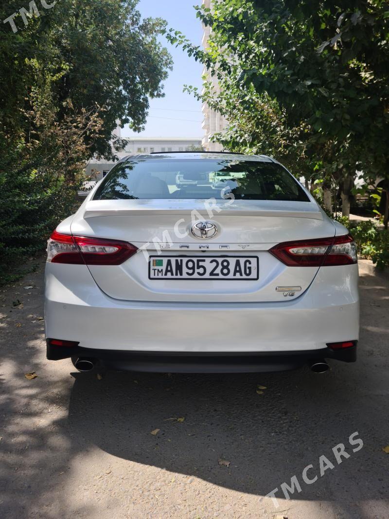 Toyota Camry 2020 - 500 000 TMT - Кëши - img 6