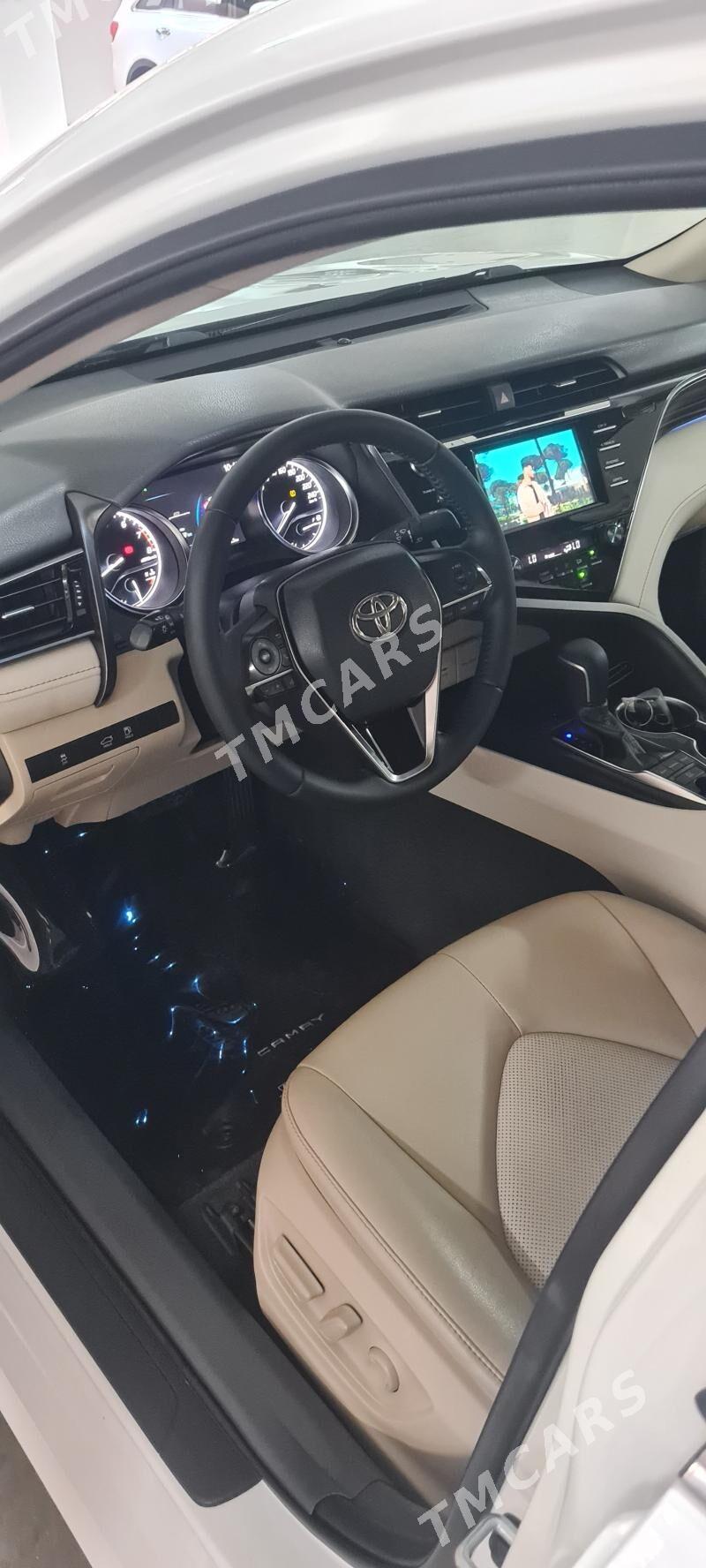 Toyota Camry 2020 - 500 000 TMT - Кëши - img 7