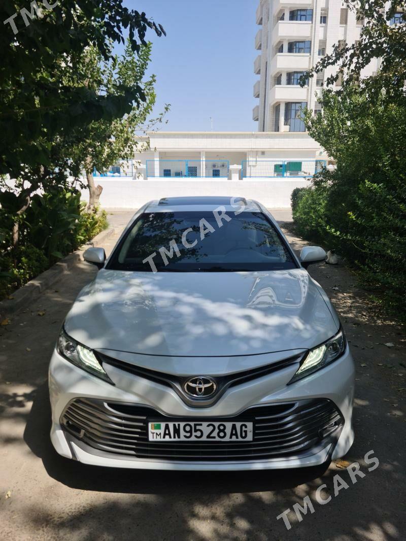 Toyota Camry 2020 - 500 000 TMT - Кëши - img 10