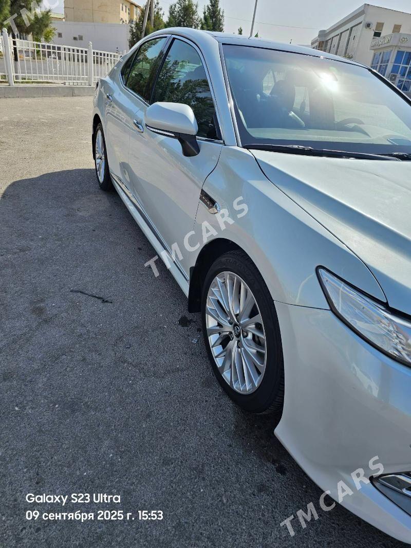 Toyota Camry 2018 - 410 000 TMT - Ашхабад - img 4