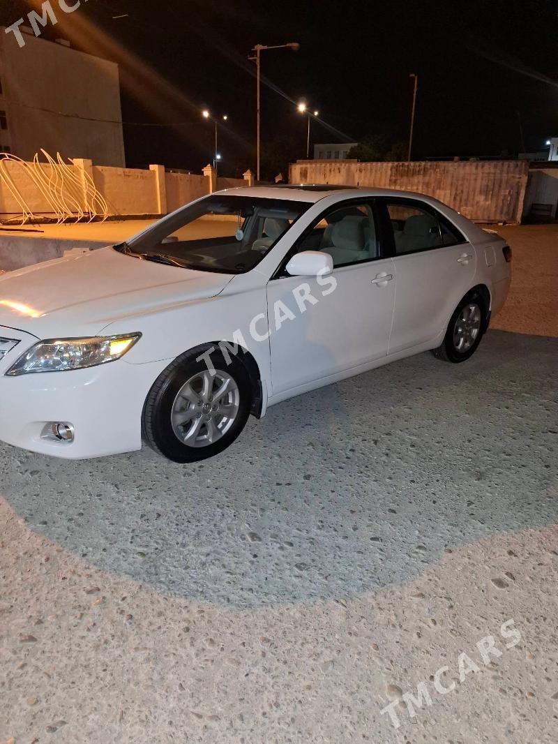 Toyota Camry 2011 - 218 000 TMT - Balkanabat - img 2