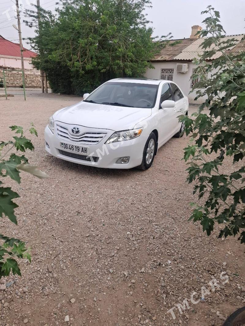 Toyota Camry 2011 - 218 000 TMT - Balkanabat - img 3