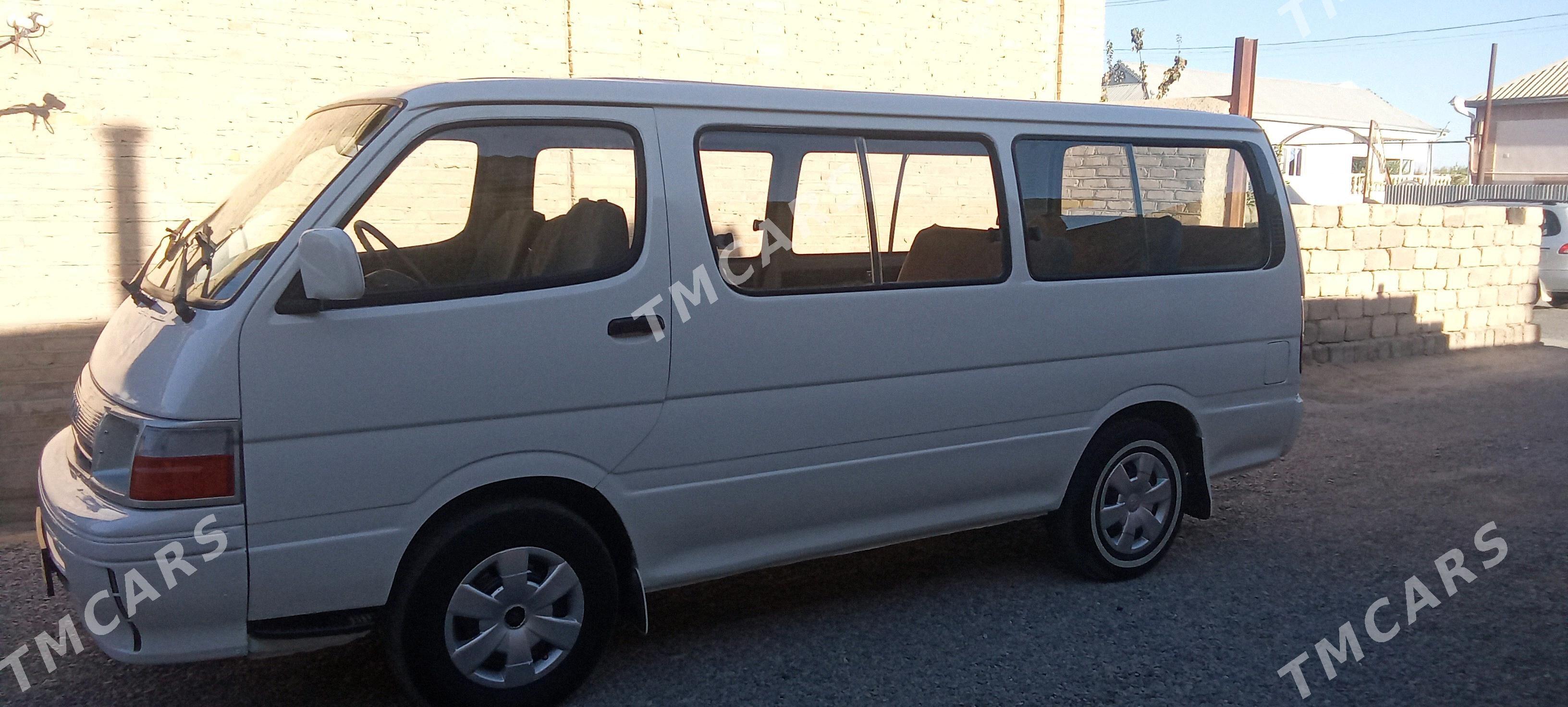 Toyota Hiace 1993 - 85 000 TMT - Мары - img 2