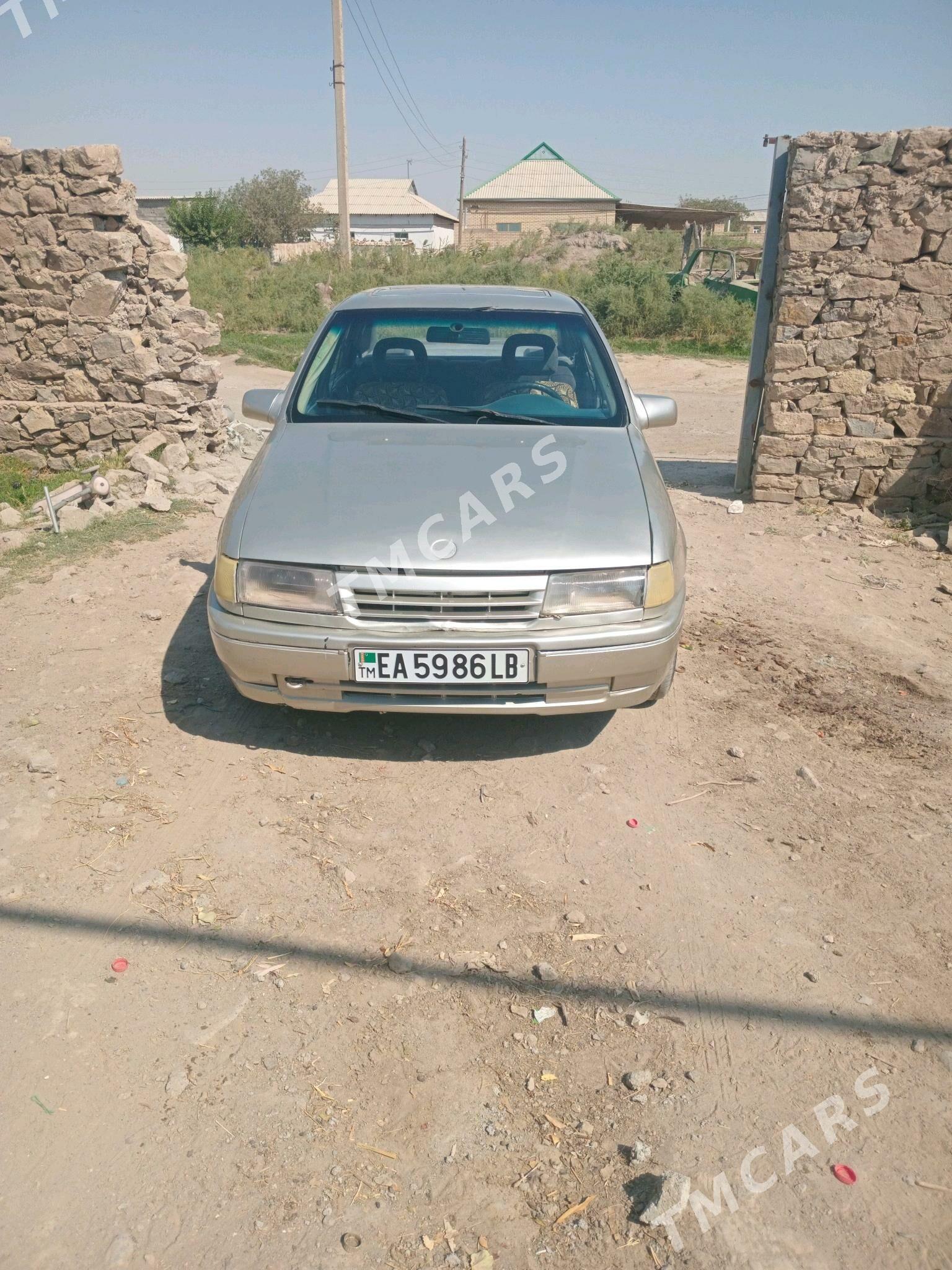 Opel Vectra 1989 - 19 000 TMT - Койтендаг - img 4