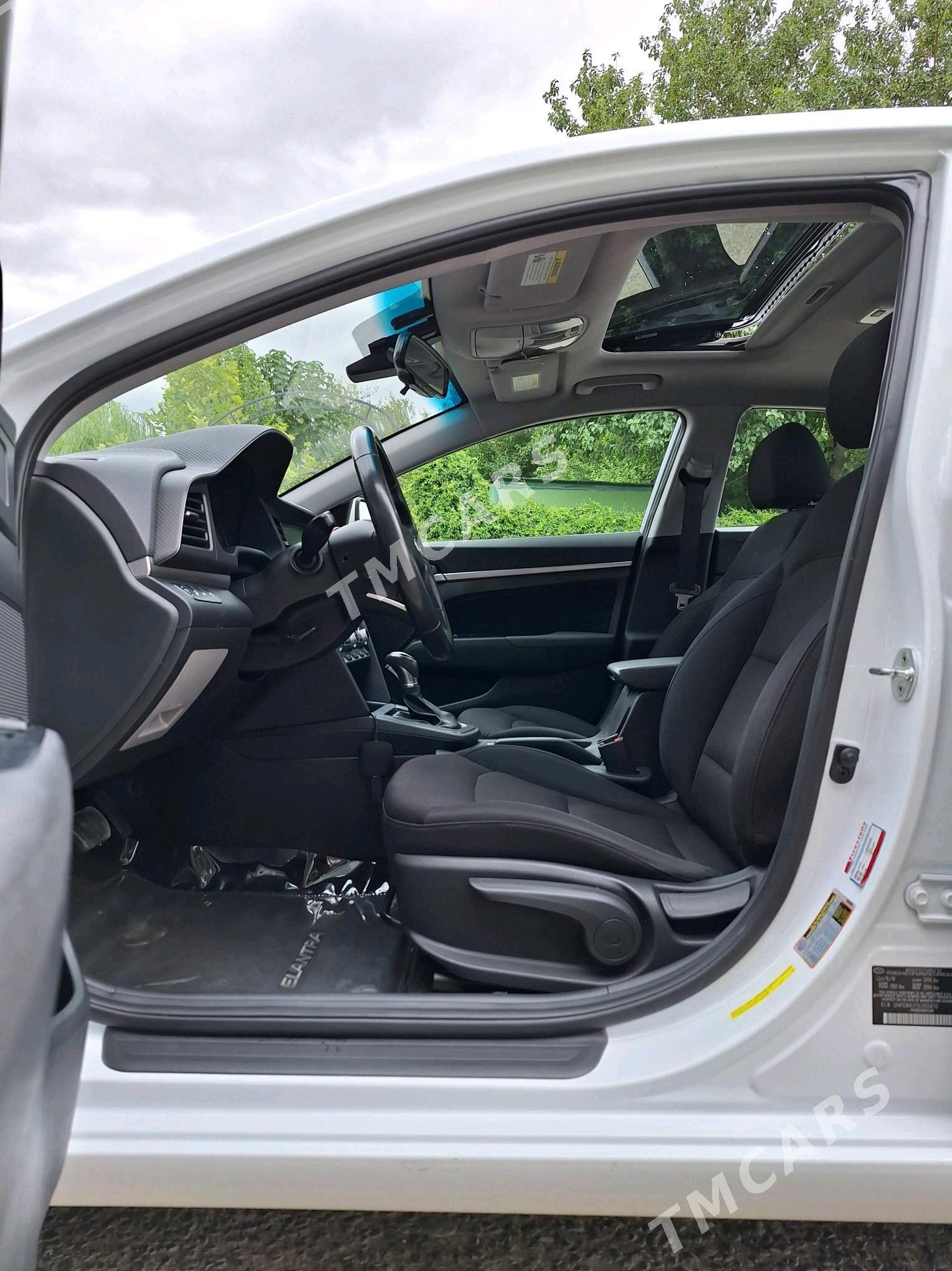 Hyundai Elantra 2019 - 235 000 TMT - Aşgabat - img 5