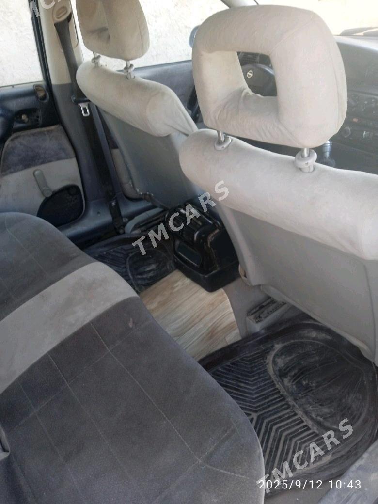 Opel Omega 1995 - 21 000 TMT - Гороглы (Тагта) - img 2