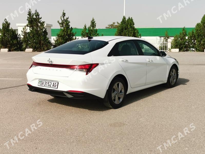 Hyundai Elantra 2021 - 240 000 TMT - Ашхабад - img 4