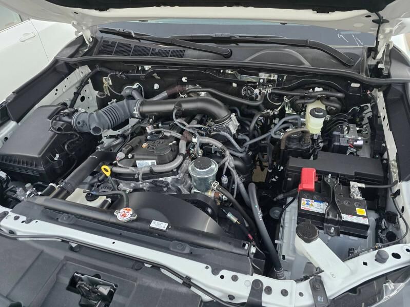 Toyota Hilux 2025 - 661 000 TMT - Ашхабад - img 6