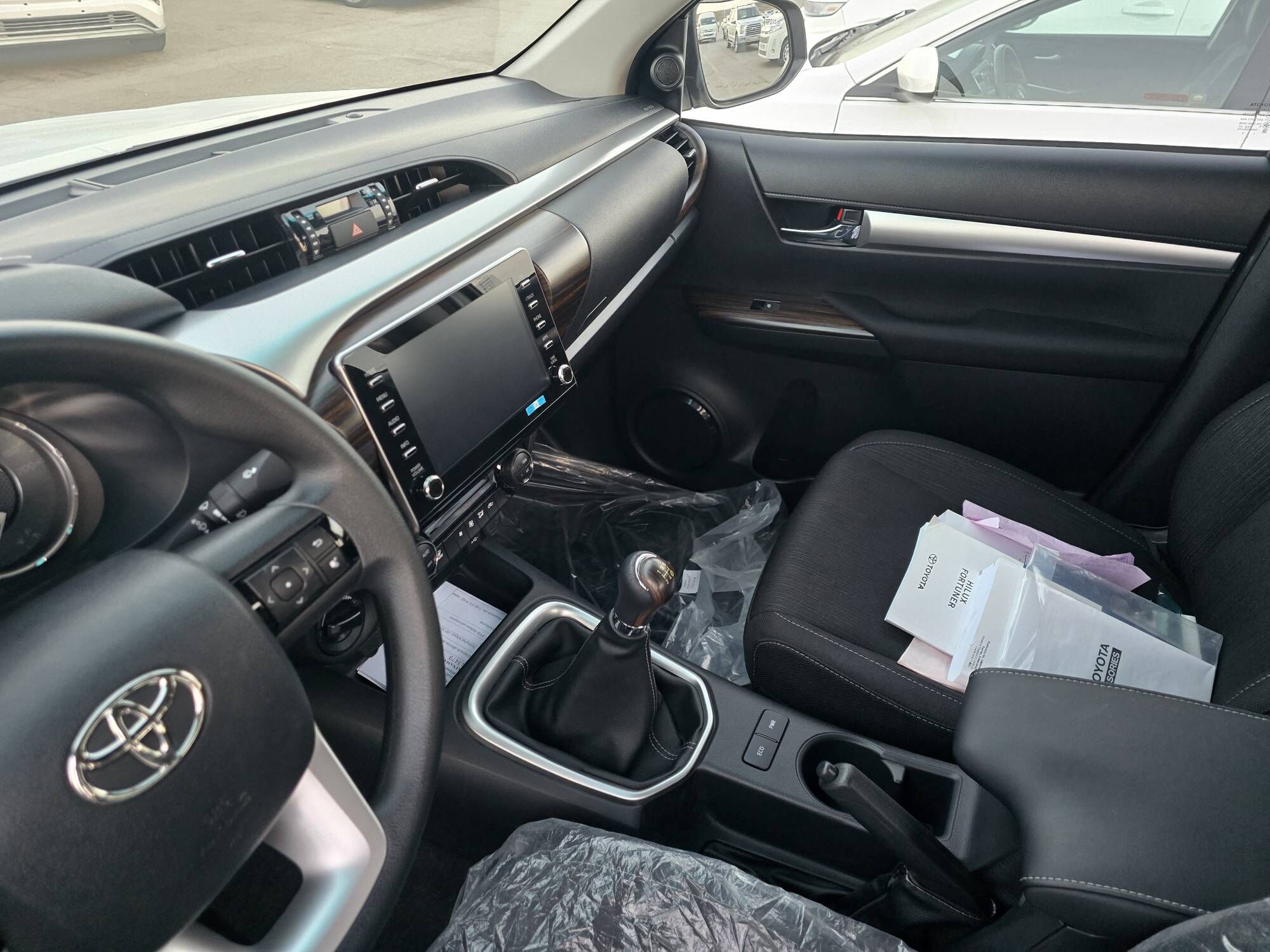 Toyota Hilux 2025 - 661 000 TMT - Ашхабад - img 5