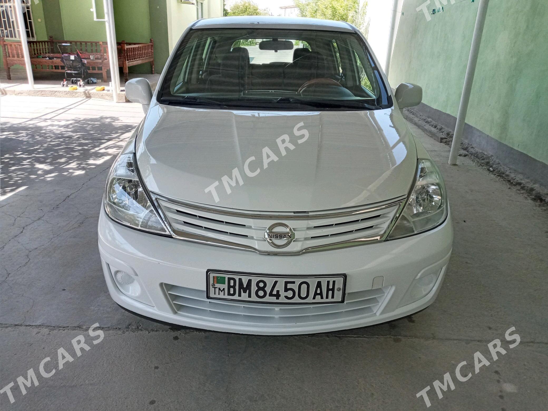 Nissan Versa 2011 - 122 000 TMT - Ак-Бугдайский этрап - img 4