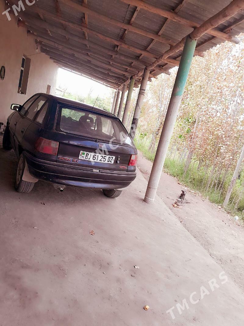 Opel Astra 1993 - 30 000 TMT - Gurbansoltan Eje - img 5