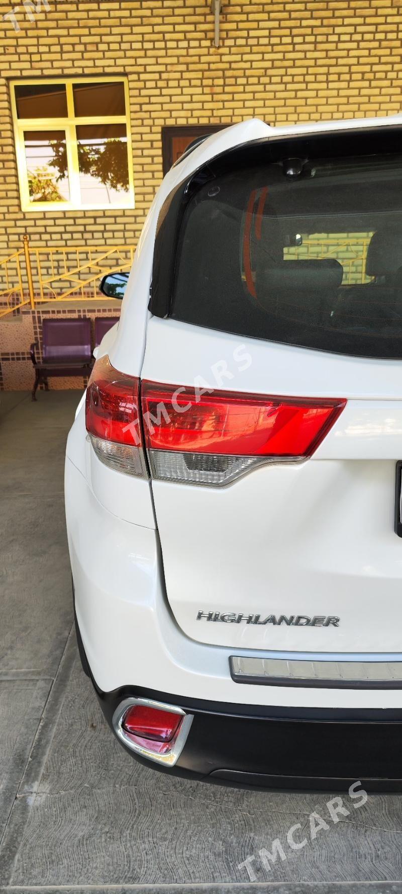 Toyota Highlander 2019 - 390 000 TMT - Мары - img 7