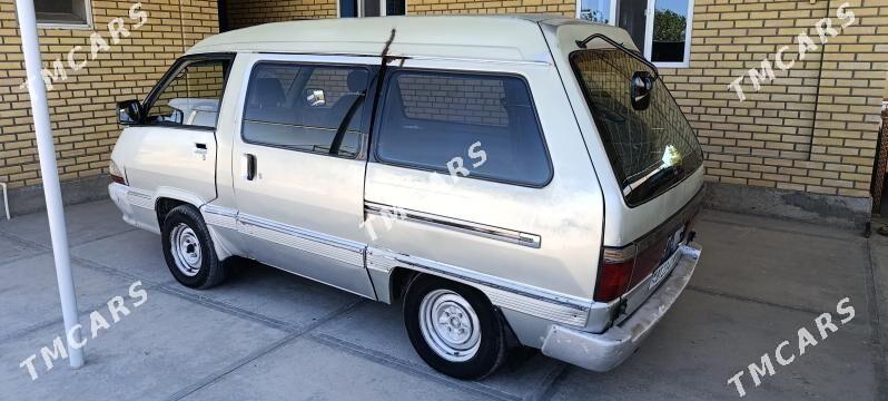 Toyota Hiace 1990 - 20 000 TMT - Мургап - img 3