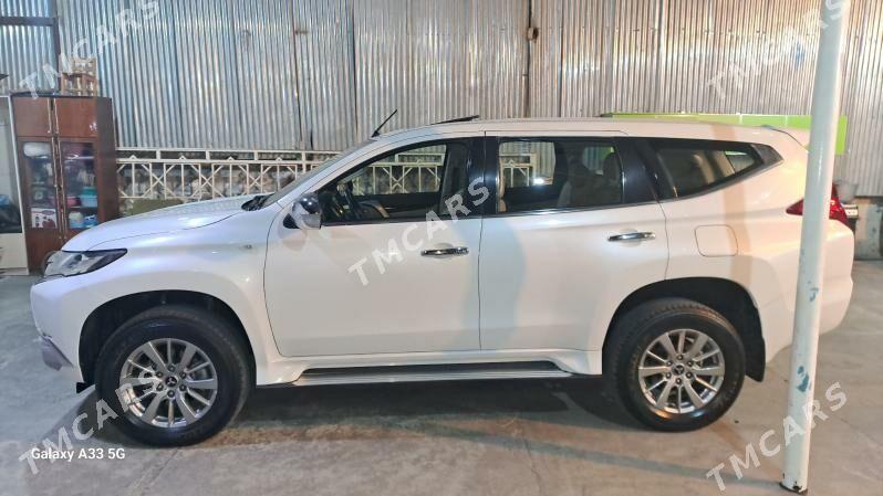 Mitsubishi Montero Sport 2019 - 375 000 TMT - Ашхабад - img 2
