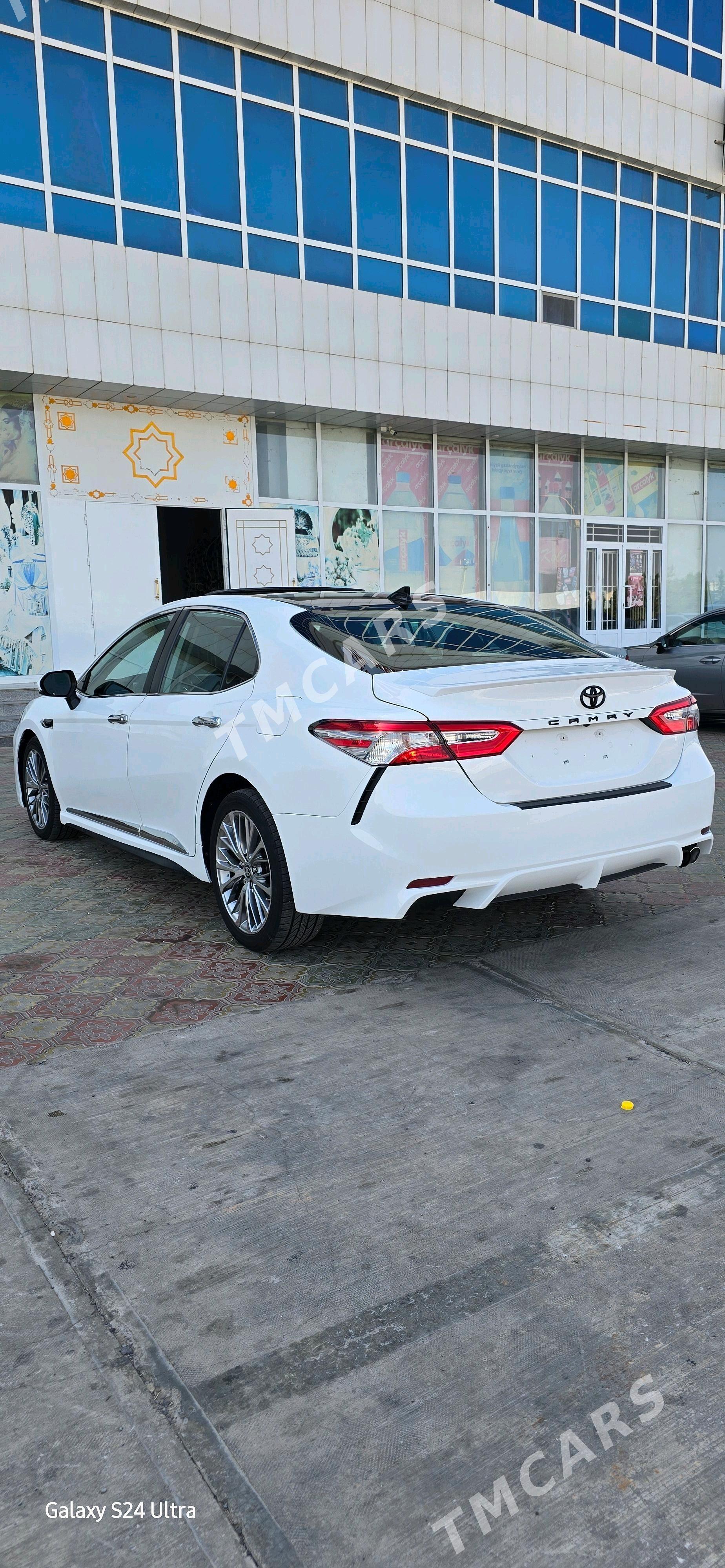 Toyota Camry 2020 - 340 000 TMT - Мары - img 5
