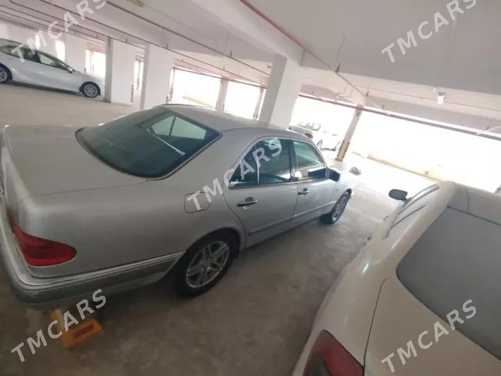 Mercedes-Benz E420 1996 - 90 000 TMT - Balkanabat - img 2