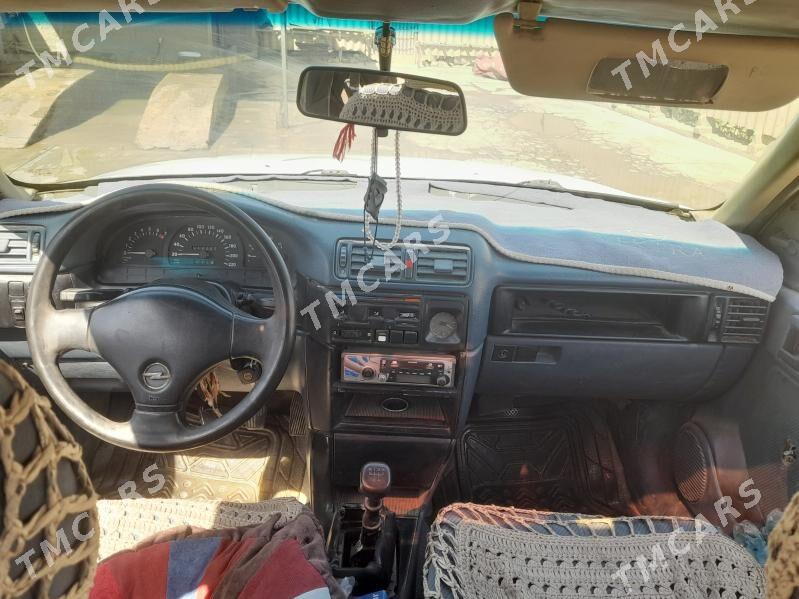 Opel Vectra 1989 - 30 000 TMT - Мургап - img 5