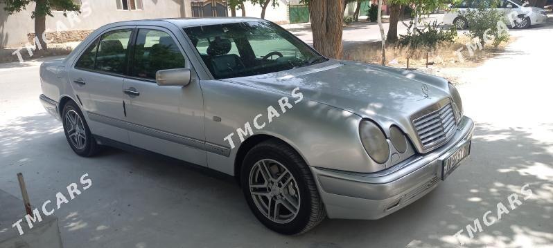 Mercedes-Benz E420 1996 - 90 000 TMT - Balkanabat - img 4