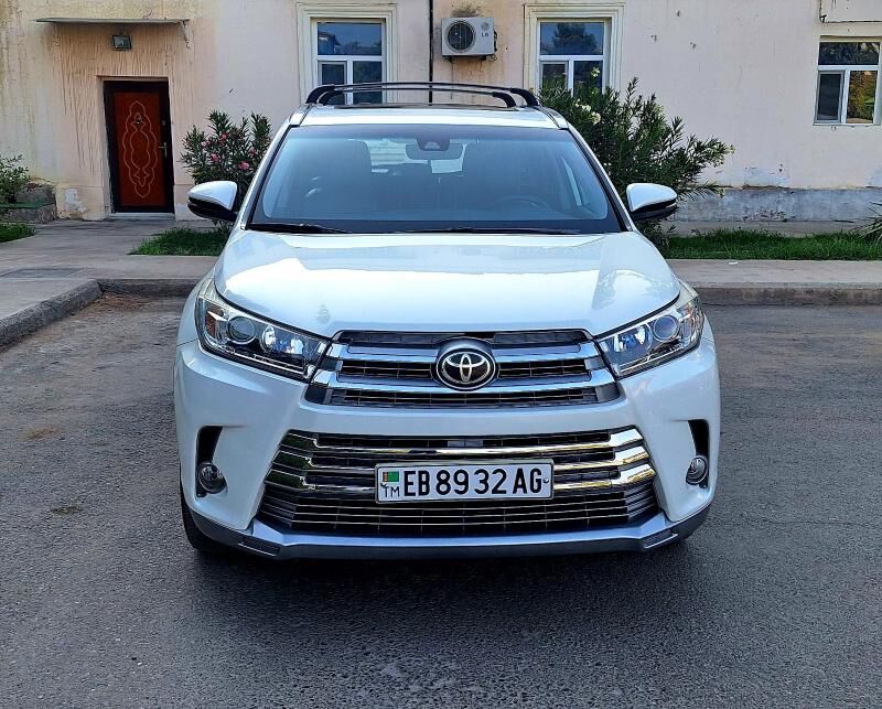 Toyota Highlander 2018 - 485 000 TMT - Ашхабад - img 4