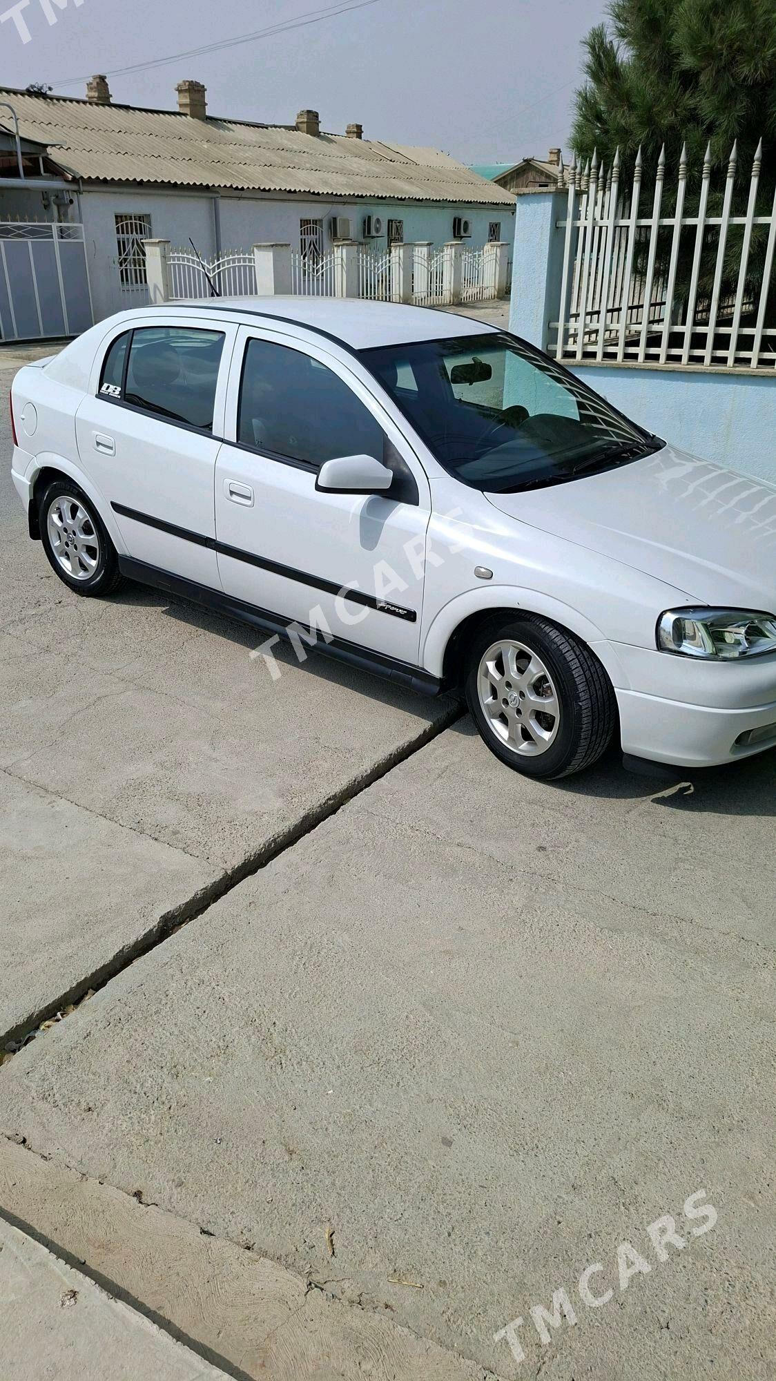 Opel Astra 2003 - 85 000 TMT - Бахарден - img 5