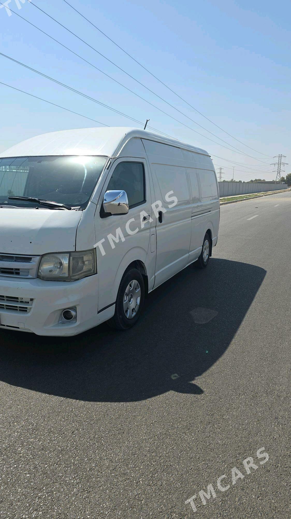 Toyota Hiace 2008 - 240 000 TMT - Векильбазар - img 1