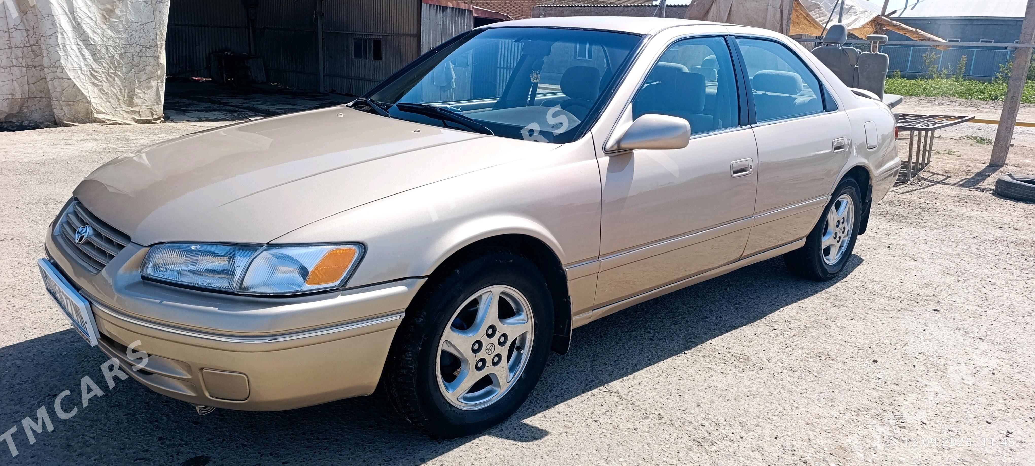 Toyota Camry 1998 - 126 000 TMT - Мары - img 3