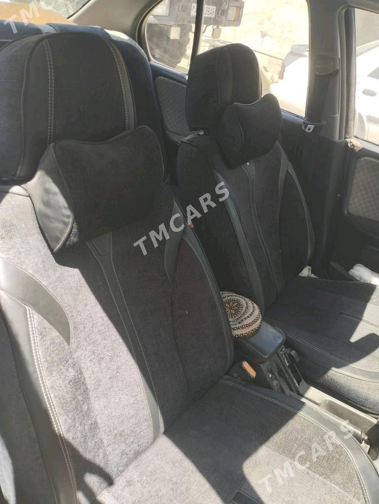 Nissan Primera 1995 - 45 000 TMT - Бузмеин ГРЭС - img 8