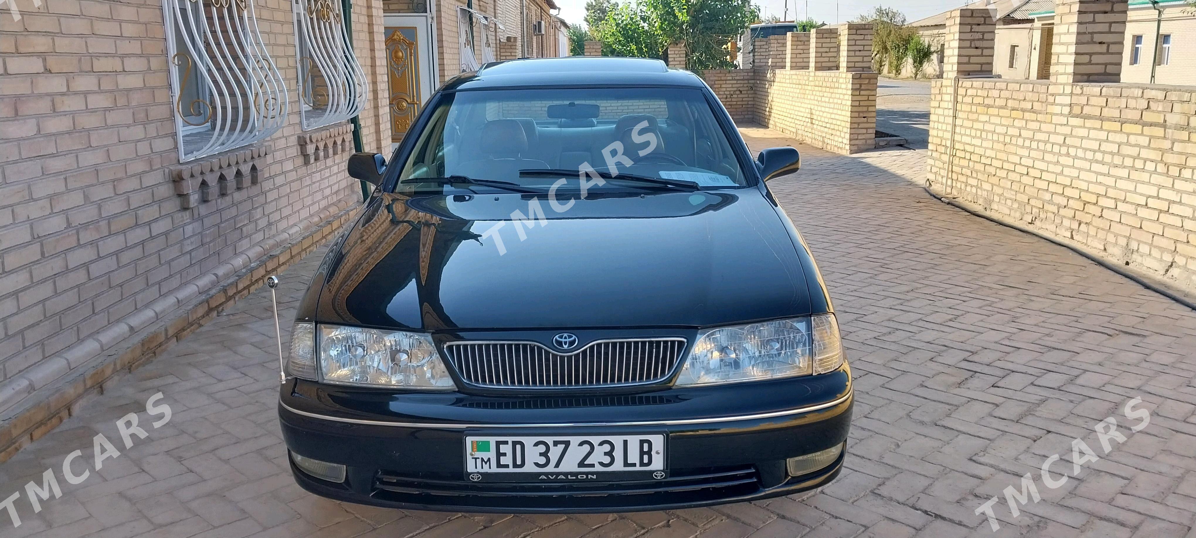 Toyota Avalon 1999 - 150 000 TMT - Halaç - img 2