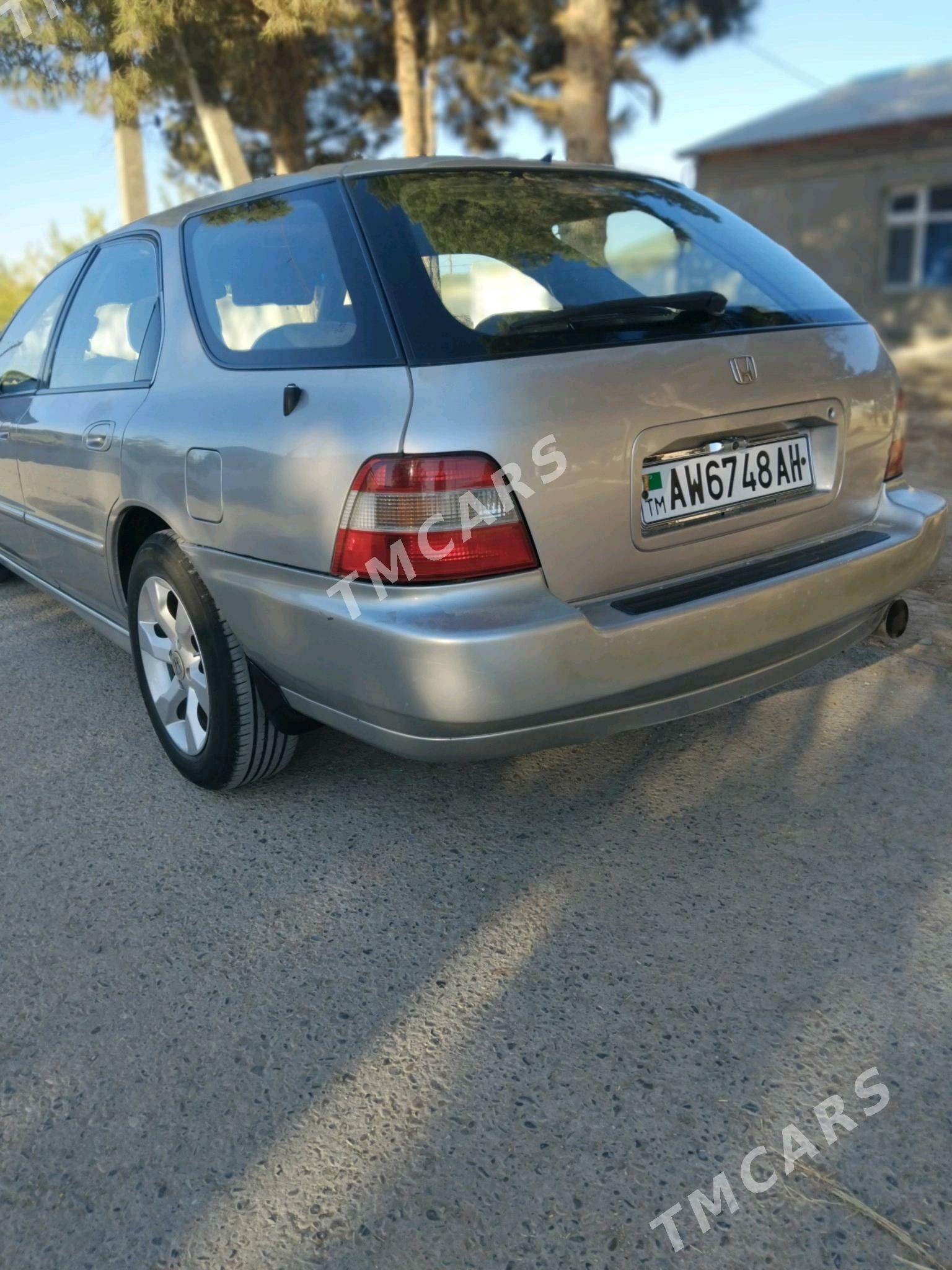 Toyota Camry 1997 - 29 000 TMT - Яшлык - img 3