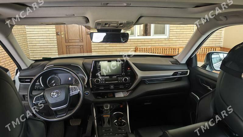 Toyota Highlander 2022 - 530 000 TMT - Байрамали - img 7