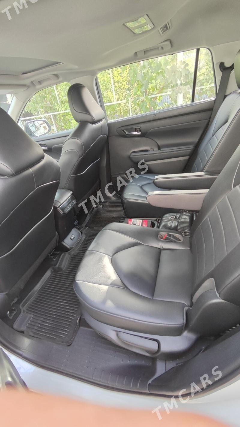 Toyota Highlander 2022 - 530 000 TMT - Байрамали - img 8
