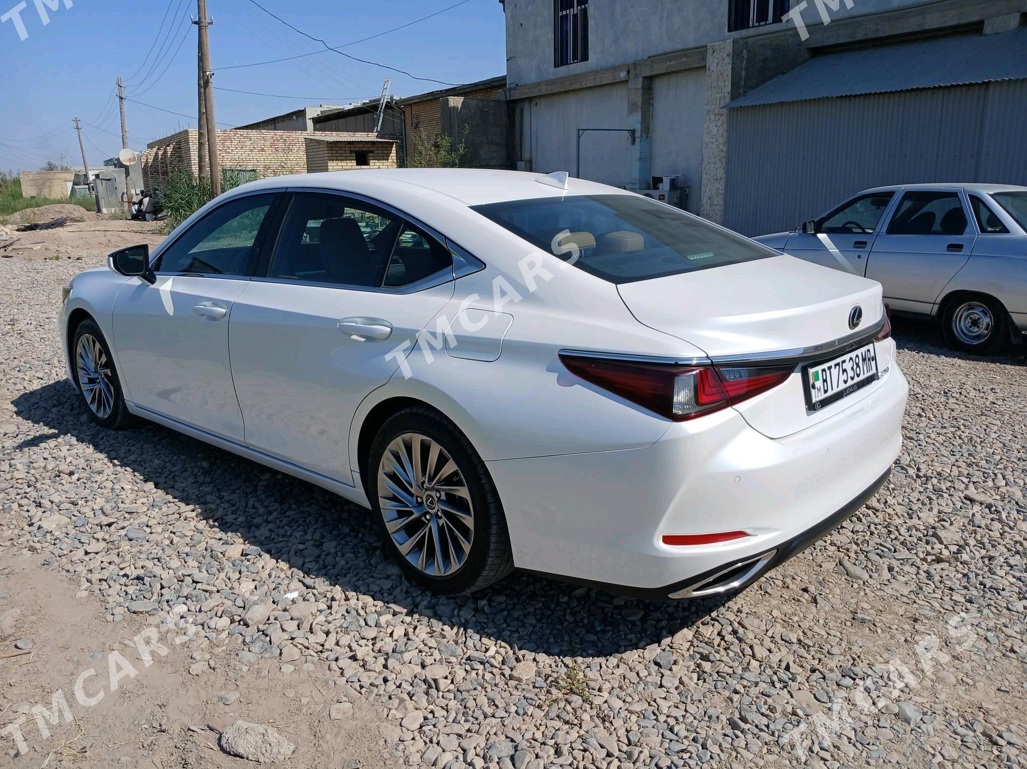 Lexus ES 350 2021 - 700 000 TMT - Mary - img 9