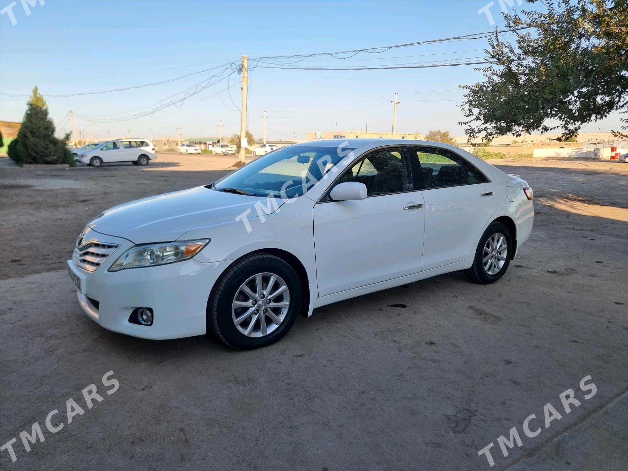 Toyota Camry 2011 - 225 000 TMT - Gubadag - img 2