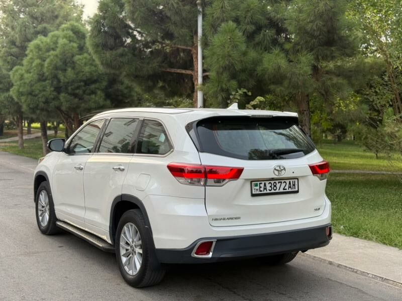 Toyota Highlander 2018 - 364 000 TMT - Ашхабад - img 5