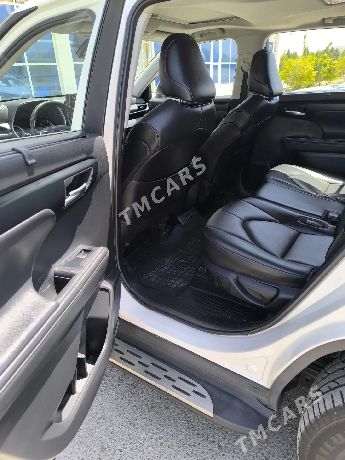 Toyota Highlander 2021 - 531 000 TMT - 30 мкр - img 5