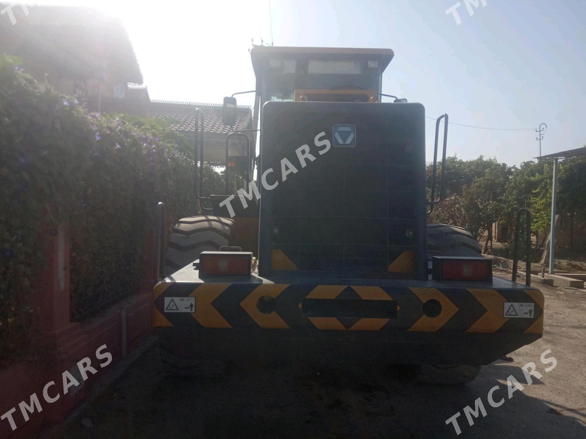 XCMG LW500F 2012 - 900 000 TMT - Туркменабат - img 2