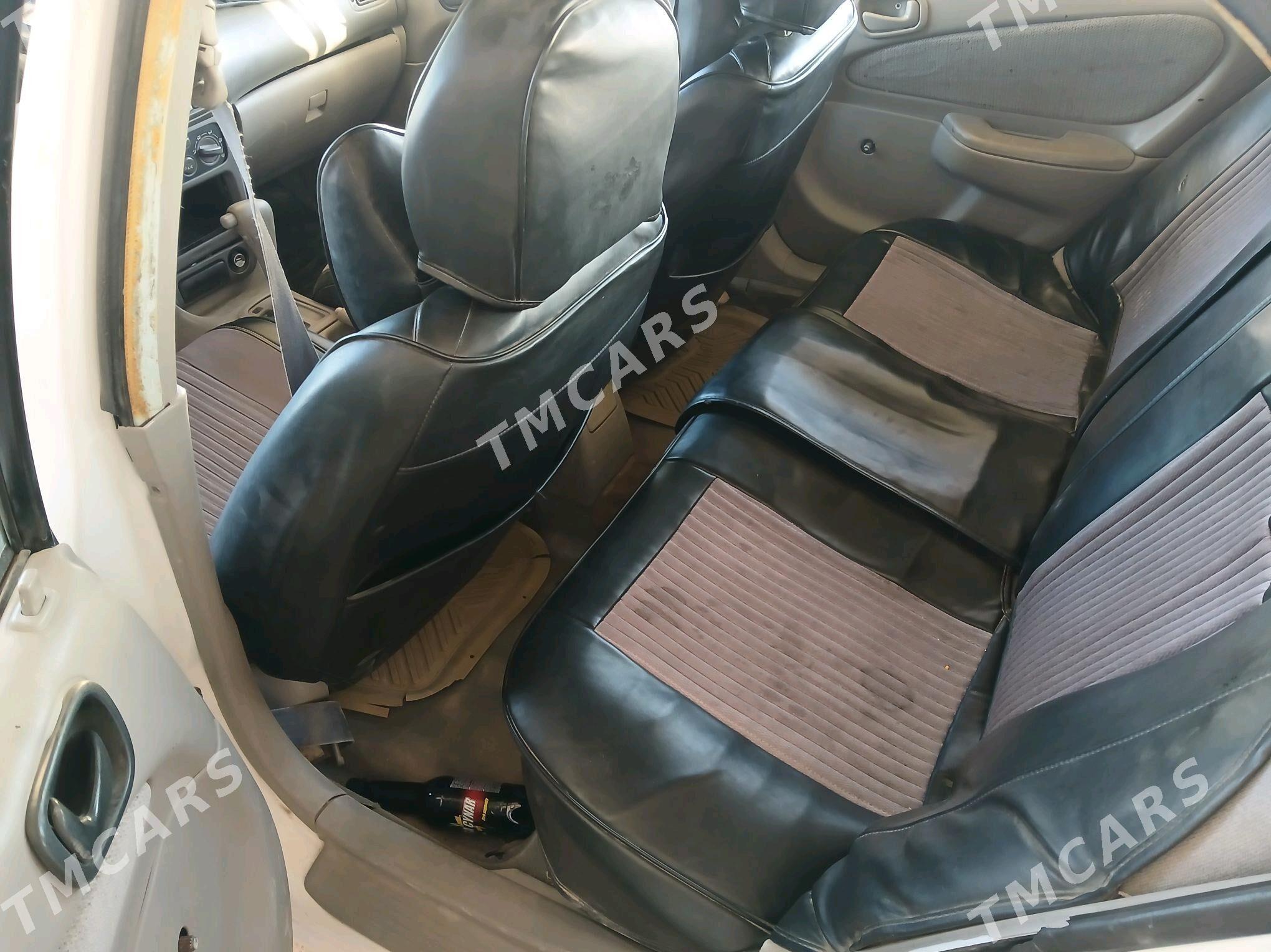 Toyota Corolla 2002 - 78 000 TMT - Гороглы (Тагта) - img 2