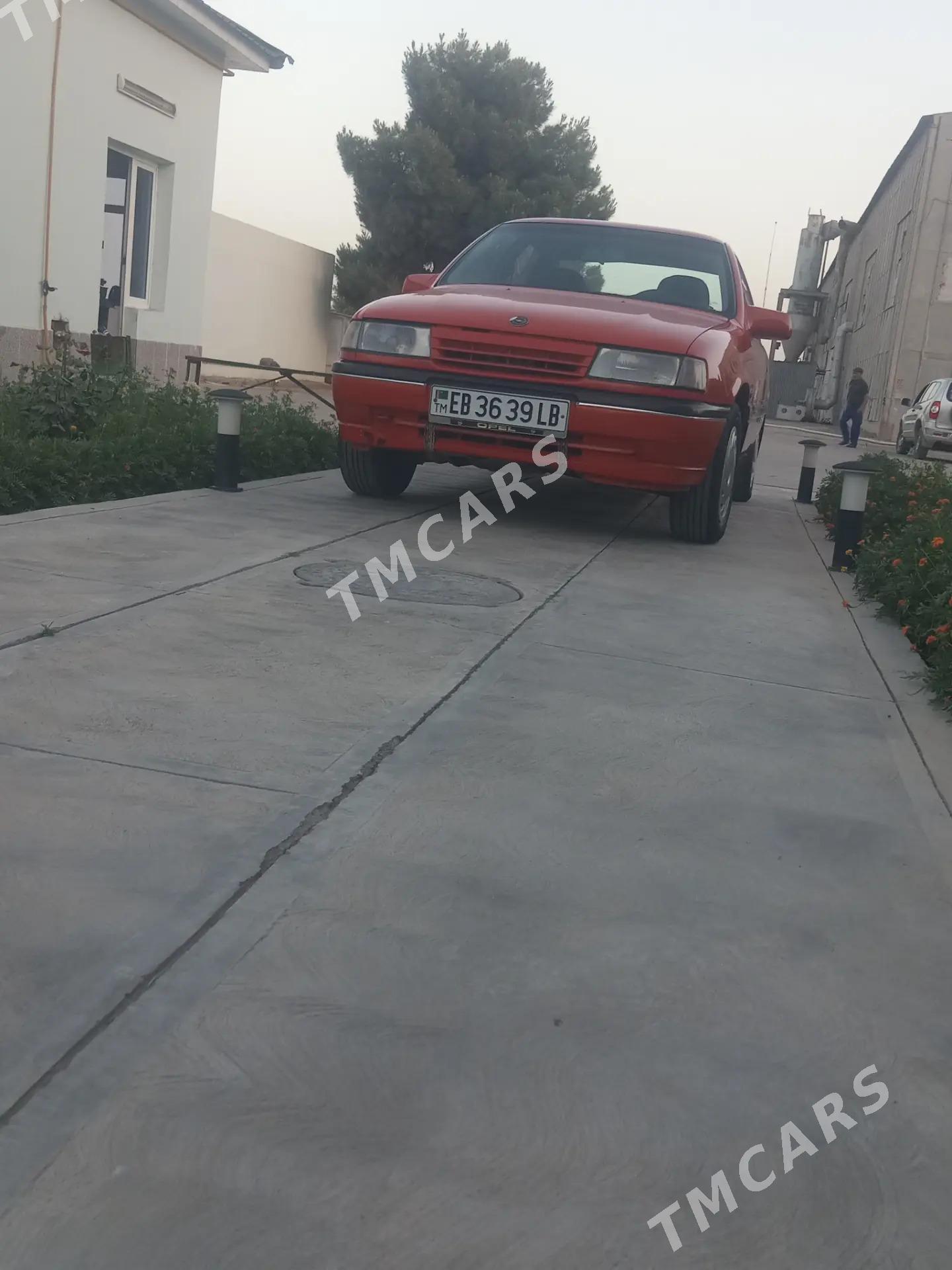 Opel Vectra 1990 - 38 000 TMT - Туркменабат - img 1